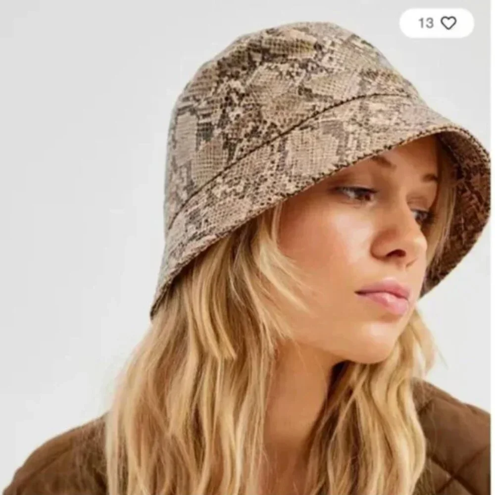 ⭐️ Jade Snake Hipster Hippie Art Chic Glam Python Tik College Beach Bucket Hat